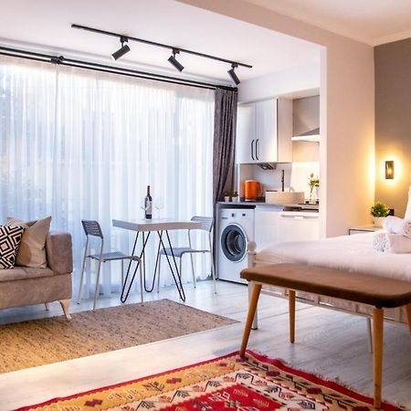 Invigorating Studio Flat Near Kordon In Alsancak Apartman İzmir Kültér fotó